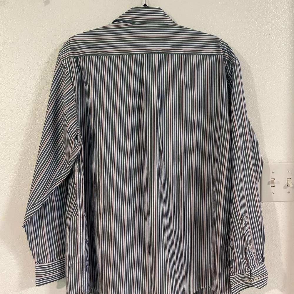 Button Up - Picture 4 of 7